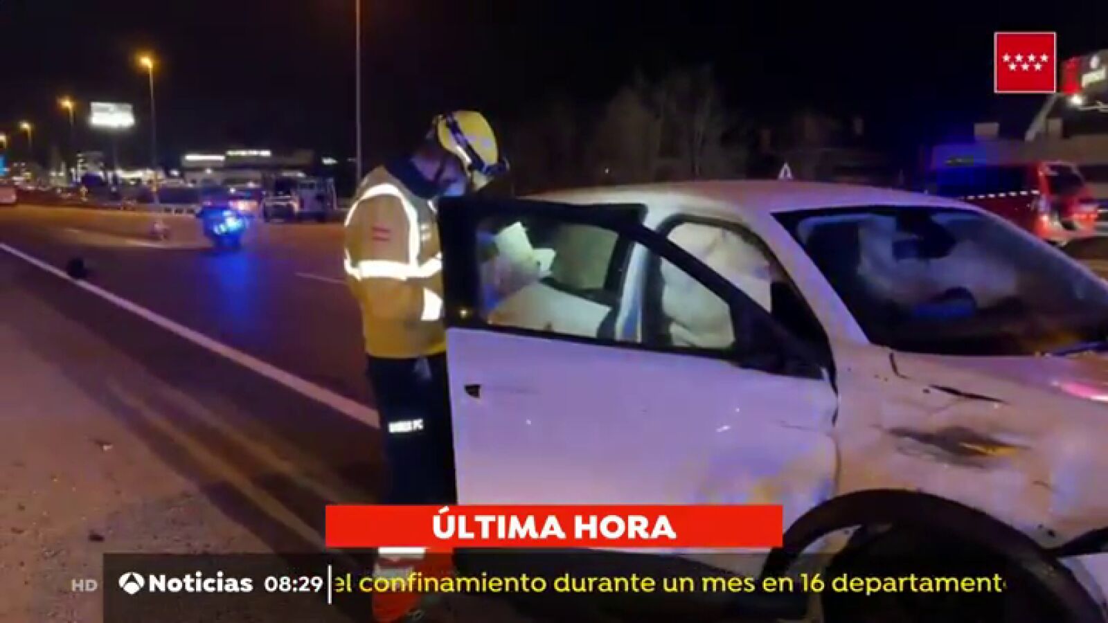 Una mujer de 30 años, herida grave en un accidente de tráfico múltiple en la A6 en Madrid