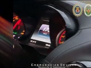Identifican a una joven por exceder el límite de velocidad en Sevilla porque subió el vídeo a redes sociales