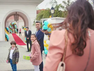 El espectacular cambio de Bahar para acudir a la fiesta de Piril El espectacular cambio de Bahar para acudir a la fiesta de Piril