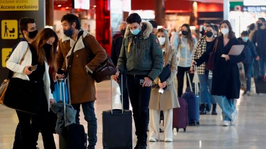 Colas en el aeropuerto de Madrid