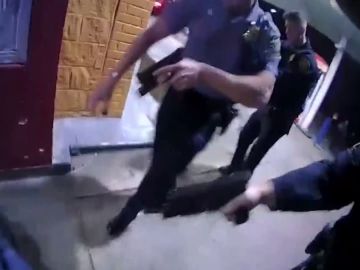 Acusan de homicidio involuntario a 5 policías en Oklahoma por matar de 13 disparos a un ladrón de 15 años