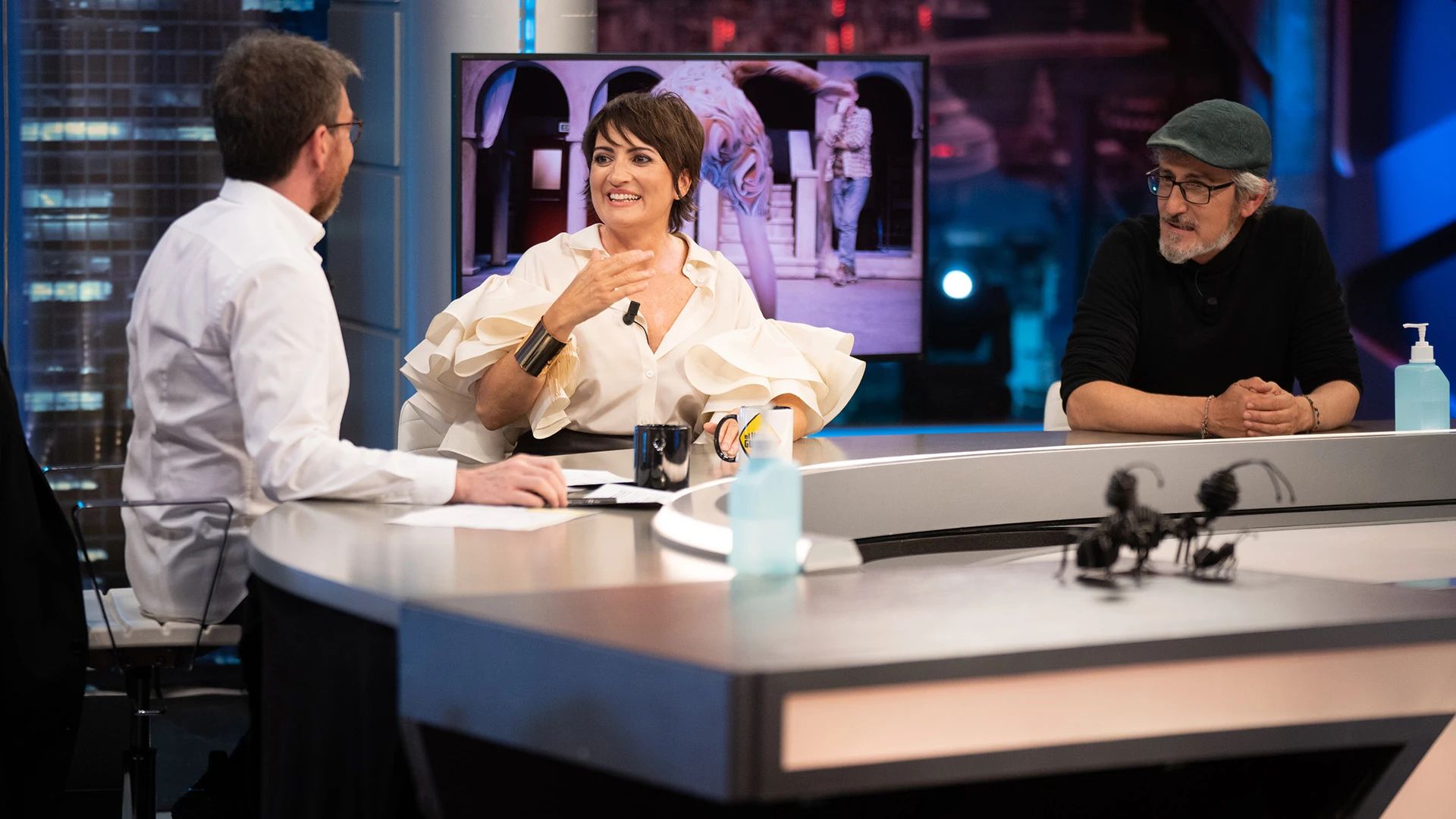 Las surrealistas anécdotas de Sílvia Abril y David Fernández en Eurovisión: "Aquello era una locura" Las surrealistas anécdotas de Sílvia Abril y David Fernández en Eurovisión: "Aquello era una locura"