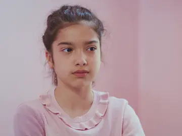 La difícil conversación de Sarp y Bahar explicando su separación a Nisan y Doruk La difícil conversación de Sarp y Bahar explicando su separación a Nisan y Doruk