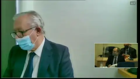 Javier Arenas se desvincula de los papeles de Bárcenas en el juicio de la 'caja B': "Desconozco si hay otro Javier Arenas en el PP" Javier Arenas se desvincula de los papeles de Bárcenas en el juicio de la 'caja B': "Desconozco si hay otro Javier Arenas en el PP"