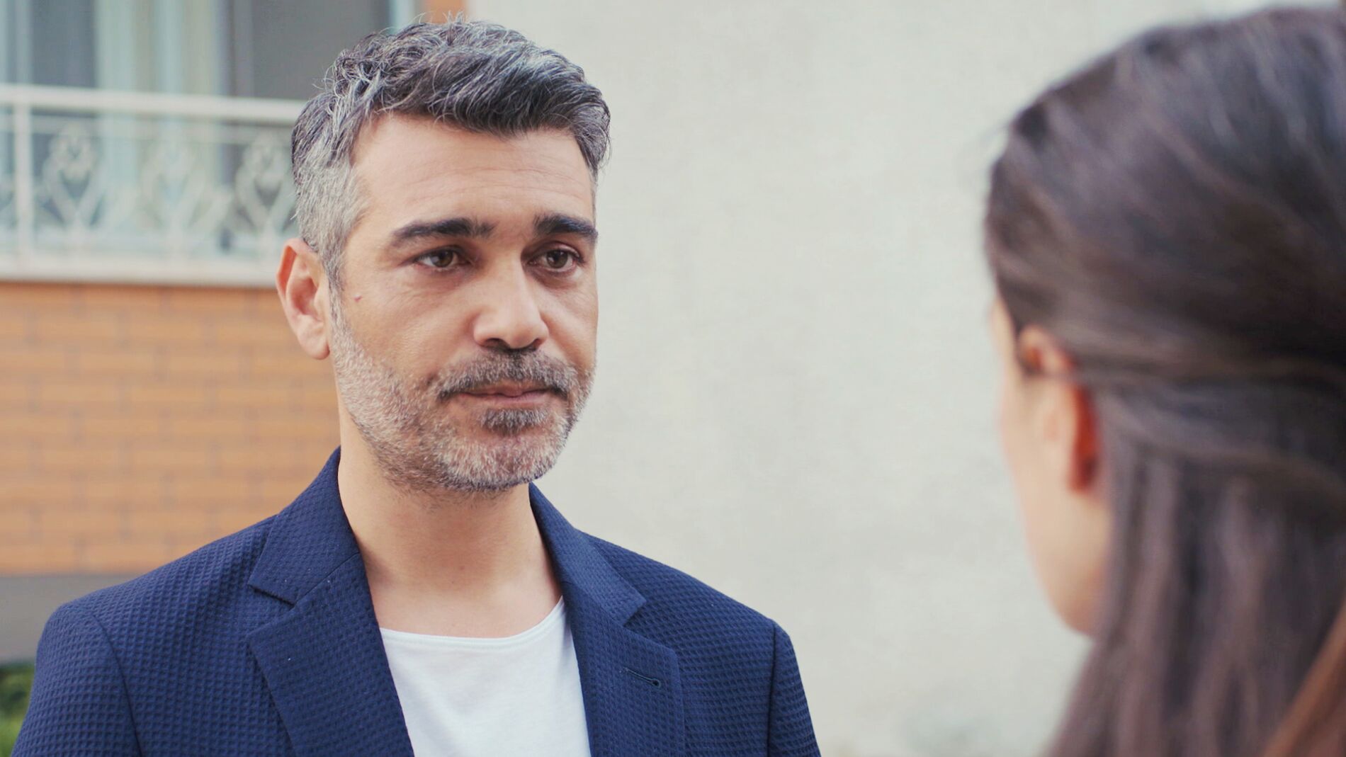 Sarp confiesa a Bahar que vuelve a ser pobre