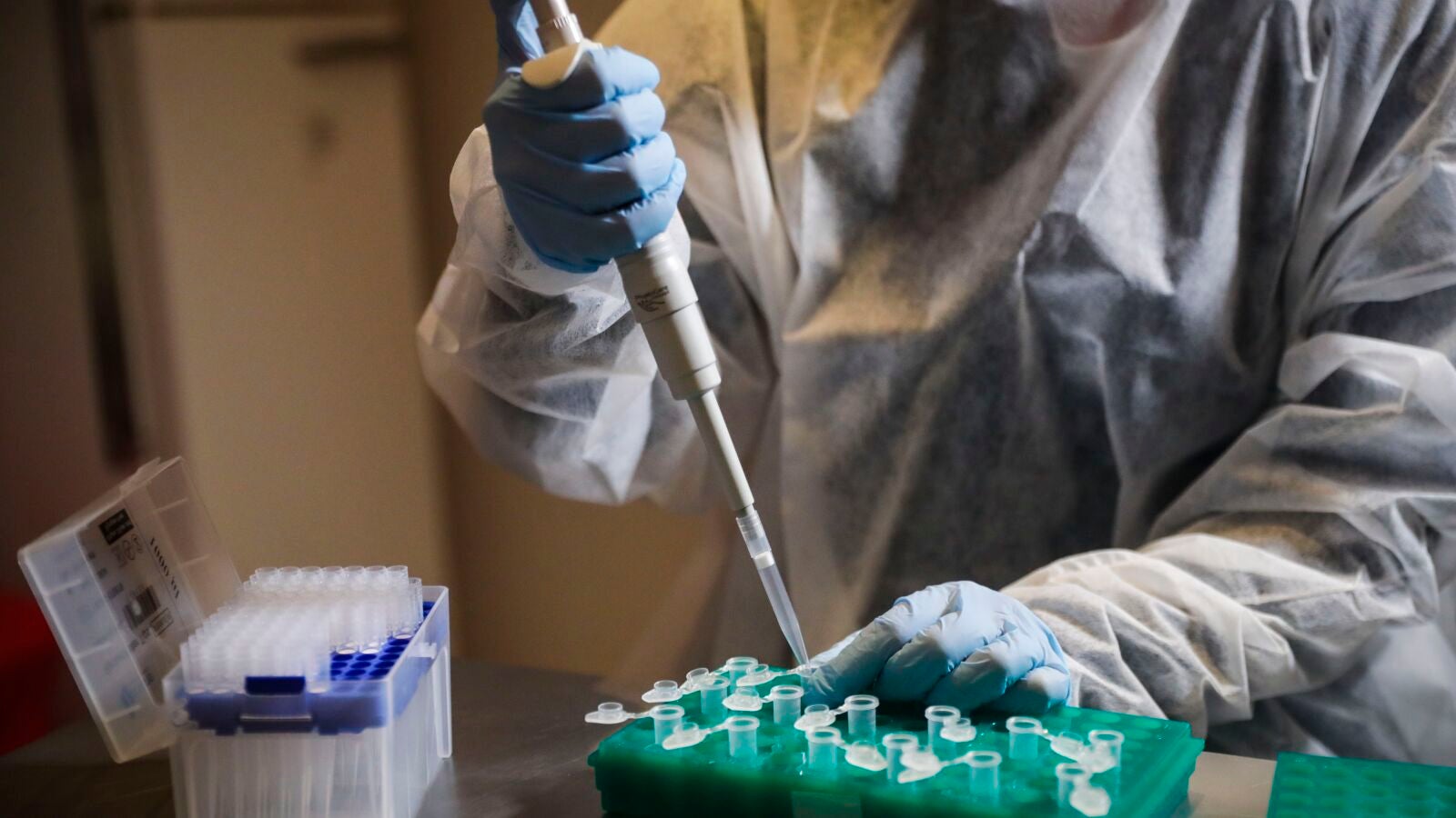 Pfizer inicia un estudio de un tratamiento oral contra el coronavirus