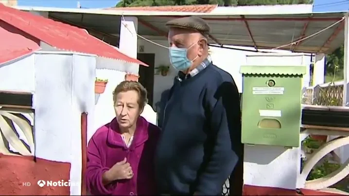 &iquest;C&oacute;mo consiguen los vecinos de Valdelamusa recibir cartas si sus calles no tienen nombre?