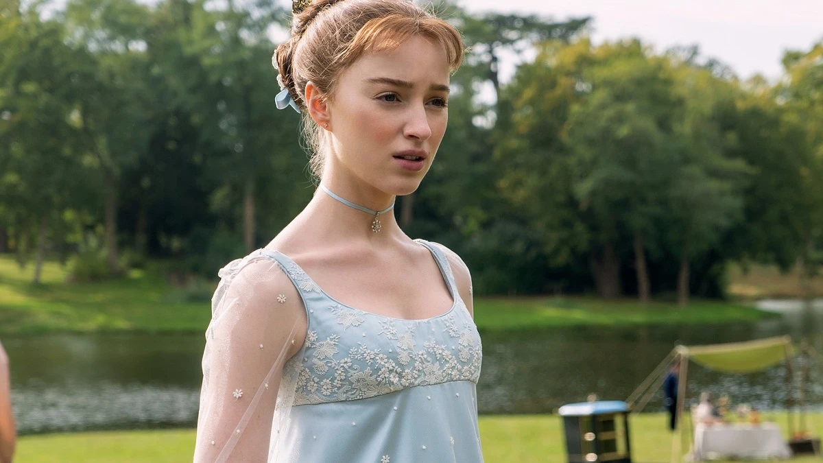 Phoebe Dynevor como Daphne Bridgerton