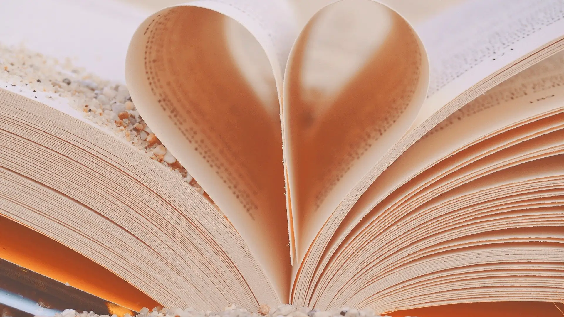 10 poemas para celebrar el D&iacute;a mundial de la Poes&iacute;a 2021