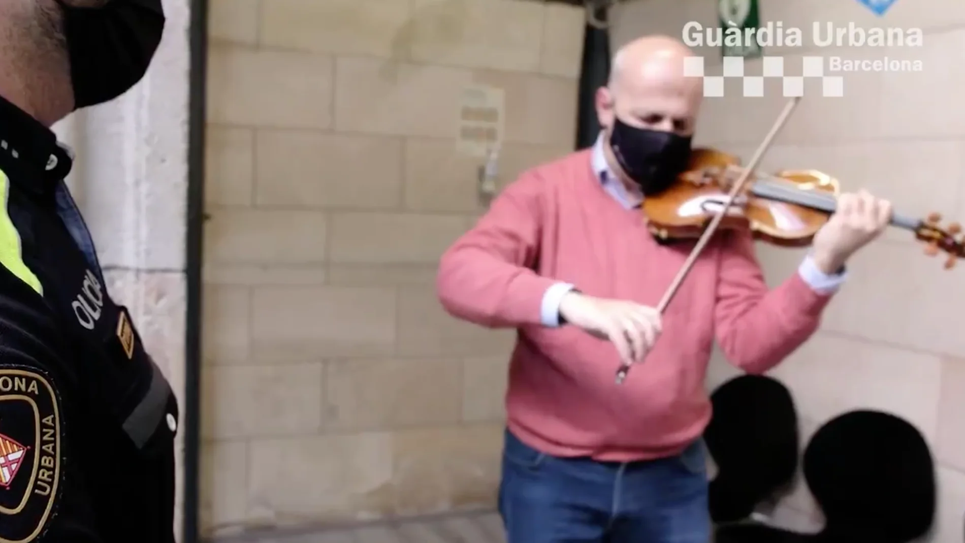 Barcelona: Recuperan un violín robado a un director de orquesta valorado en 200.000 euros en el Raval Barcelona: Recuperan un violín robado a un director de orquesta valorado en 200.000 euros en el Raval