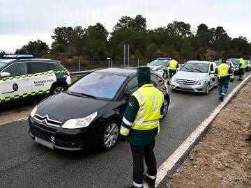 Sanidad plantea endurecer las restricciones de Semana Santa