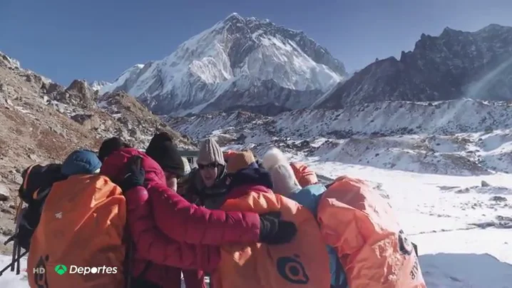 Juan, Jos&eacute; y Jes&uacute;s logran la haza&ntilde;a en el Everest