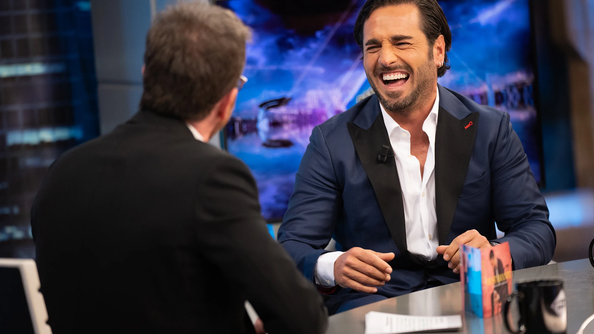 ¿Trufas o mierdas? La hilarante historia de David Bustamante con el regalo de un fan ¿Trufas o mierdas? La hilarante historia de David Bustamante con el regalo de un fan