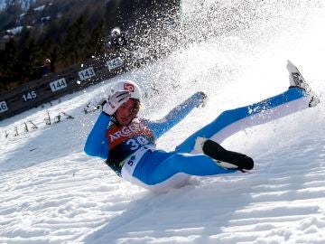 El sobrecogedor accidente del esquiador Daniel-André Tande durante un salto de trampolín en Eslovenia