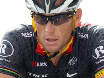 Lance Armstrong, ciclista sancionado por dopaje Lance Armstrong, ciclista sancionado por dopaje