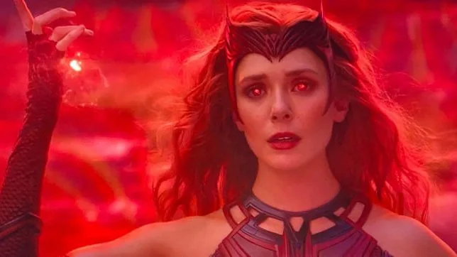 Elizabeth Olsen como Bruja Escarlata en 'WandaVision' Elizabeth Olsen como Bruja Escarlata en 'WandaVision'