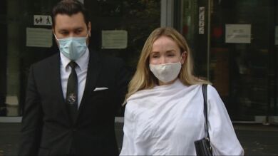 La ex mujer de Josep Maria Mainat, Angela Dobrowolski, recibe una brutal paliza en la cárcel