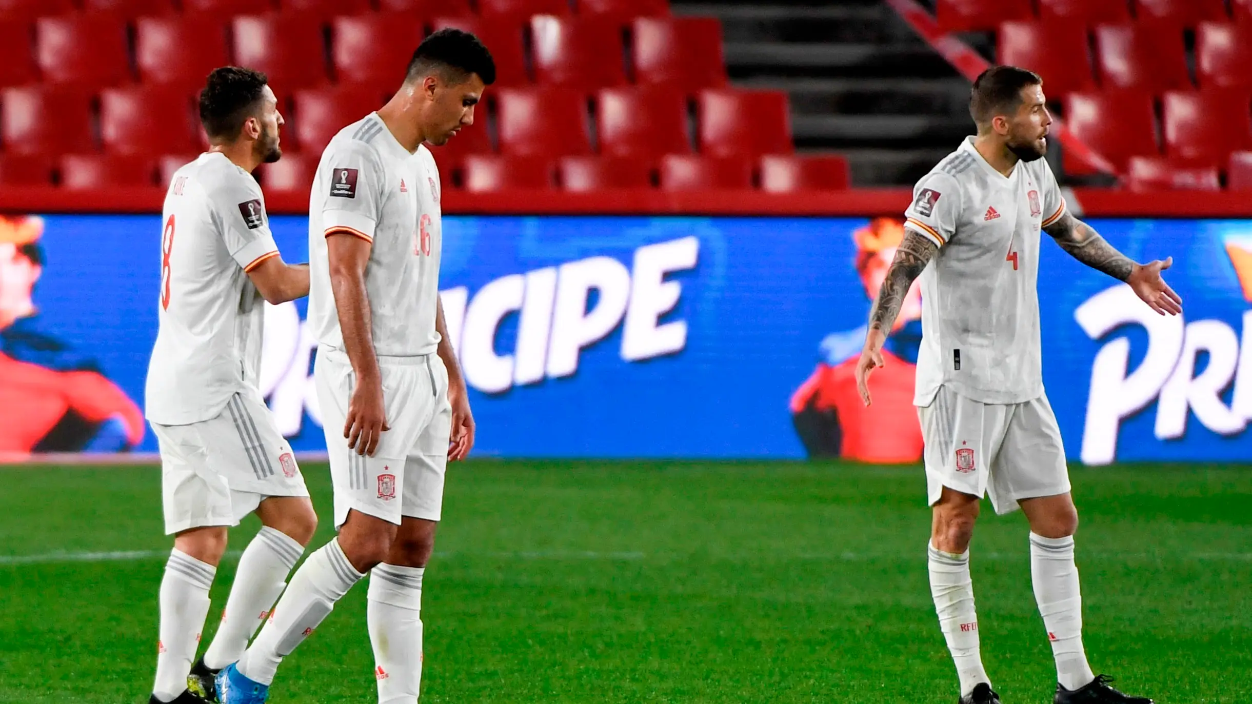 España no puede con Grecia en el partido clasificatorio para el Mundial de Qatar España no puede con Grecia en el partido clasificatorio para el Mundial de Qatar