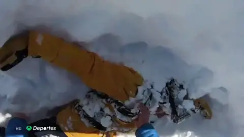Angustioso rescate a un esquiador sepultado por un alud: "¿Dónde estás, Lake? Te prometo que salvo" Angustioso rescate a un esquiador sepultado por un alud: "¿Dónde estás, Lake? Te prometo que salvo"