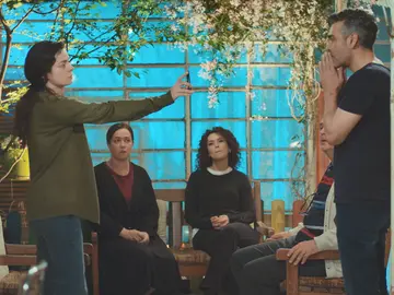 Bahar intenta descubrir el pasado entre Sirin y Sarp: "Eres tú el que miente" Bahar intenta descubrir el pasado entre Sirin y Sarp: "Eres tú el que miente"