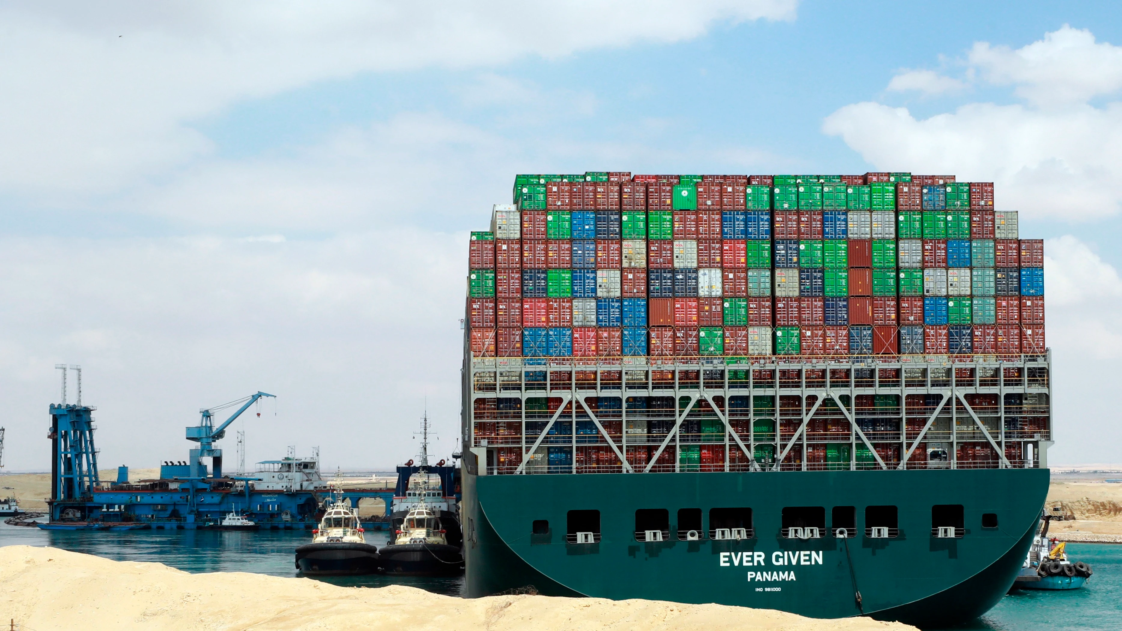 Imagen del Canal de Suez con el buque 'Ever Given' Imagen del Canal de Suez con el buque 'Ever Given'