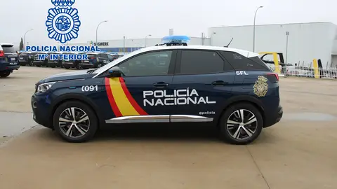 Imagen de archivo de un coche de la Policía Nacional Imagen de archivo de un coche de la Policía Nacional