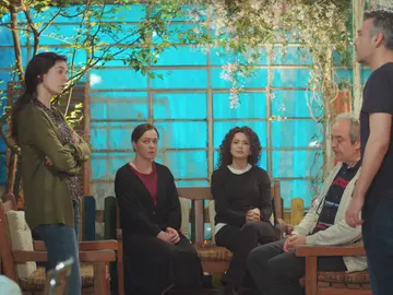 La noche más tensa: Bahar acusa a Sarp de mentir sobre su relación con Sirin La noche más tensa: Bahar acusa a Sarp de mentir sobre su relación con Sirin