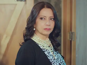 Insultadas y humilladas: la violenta situación de Bahar y Hatice con la madre de Emre Insultadas y humilladas: la violenta situación de Bahar y Hatice con la madre de Emre