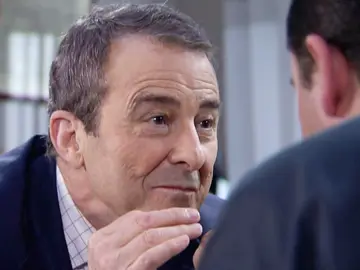 Homenaje a Juan Diego con los enfados más épicos de Don Lorenzo: "¡En mis santos cojones!" Homenaje a Juan Diego con los enfados más épicos de Don Lorenzo: "¡En mis santos cojones!"