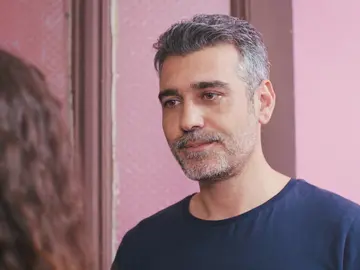 Sarp juega con la ilusión de Nisan y Doruk para recuperar a Bahar Sarp juega con la ilusión de Nisan y Doruk para recuperar a Bahar