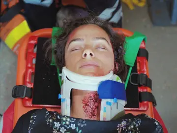 Bahar, Sarp y Hatice, al borde de la muerte en 'Mujer' Bahar, Sarp y Hatice, al borde de la muerte en 'Mujer'