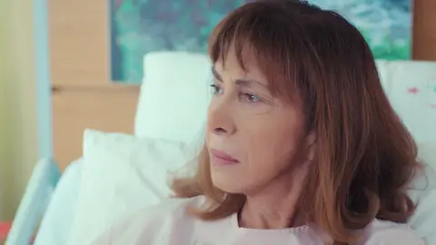 El futuro de Arif, en manos de la otra mujer herida en el accidente en 'Mujer' El futuro de Arif, en manos de la otra mujer herida en el accidente en 'Mujer'