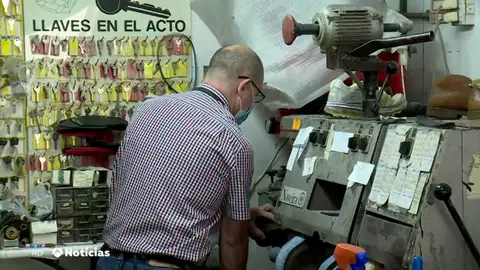 Autónomos aseguran que cerrarán 200.000 negocios si no se prorrogan las ayudas Autónomos aseguran que cerrarán 200.000 negocios si no se prorrogan las ayudas