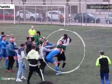 La vergonzosa pelea en un partido de la tercera regional catalana en Barcelona