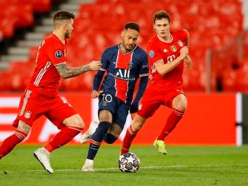 Neymar, durante el partido ante el Bayern