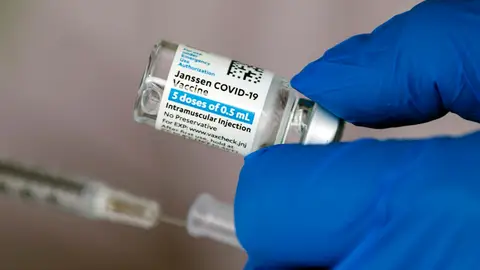 Dosis de la vacuna contra el coronavirus de Janssen Dosis de la vacuna contra el coronavirus de Janssen