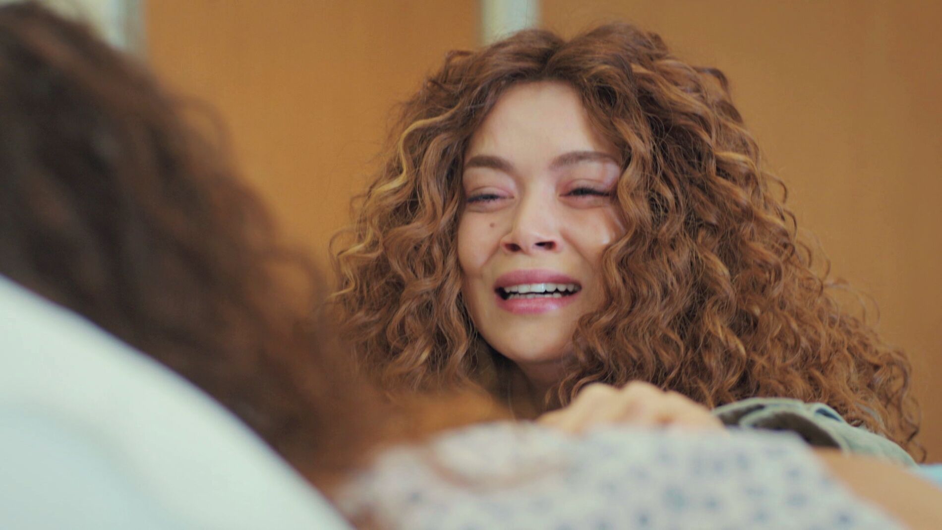 Una buena obra de Sirin que llega demasiado tarde: su confesi&oacute;n total ante Bahar en 'Mujer'