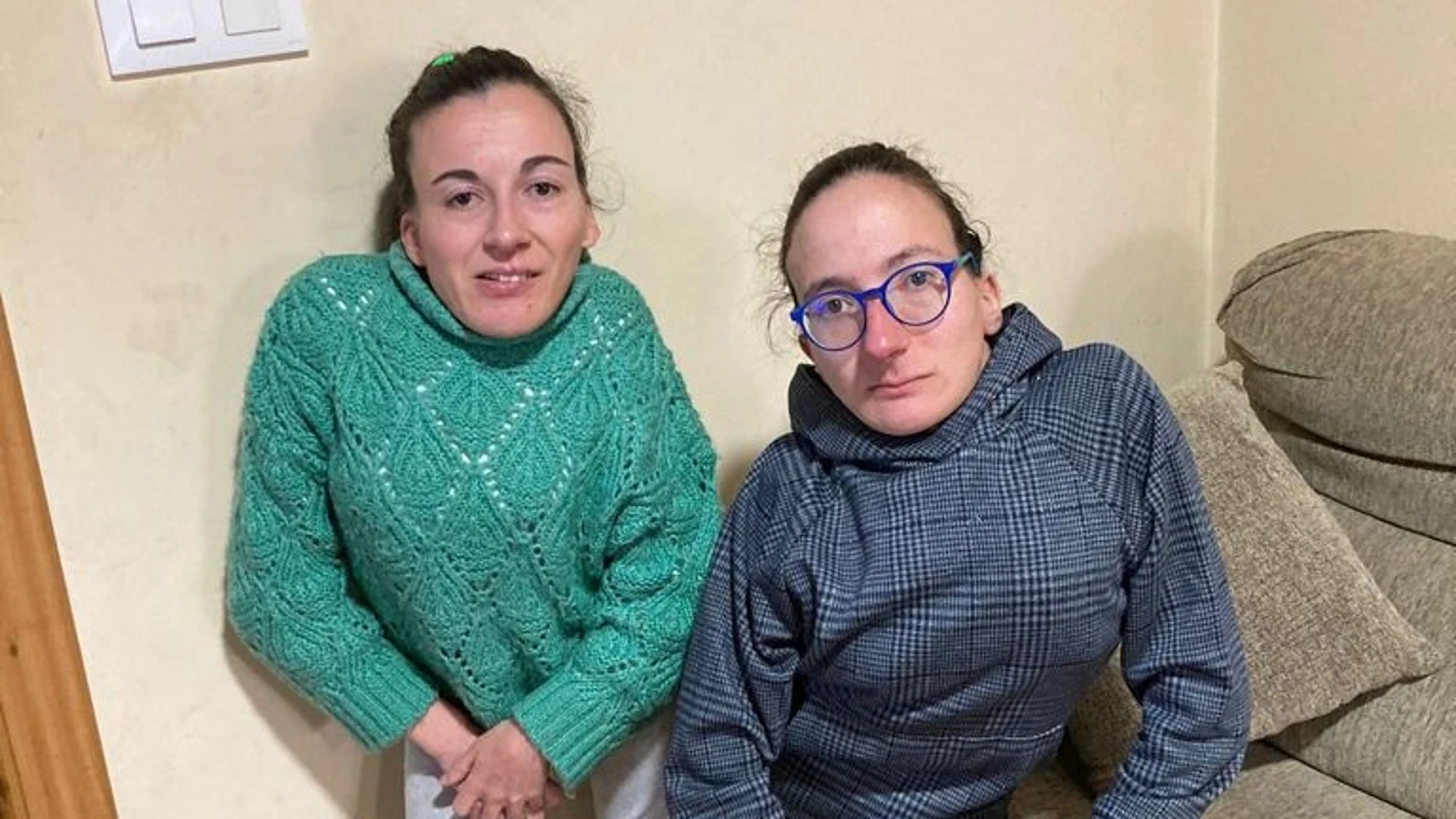 María y Verónica, dos hermanas de Ourense que reclaman ser vacunadas María y Verónica, dos hermanas de Ourense que reclaman ser vacunadas