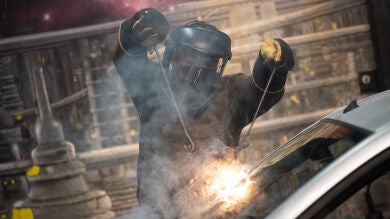 Coche a la brasa fundida, el peligroso experimento de Marron emulando la lava