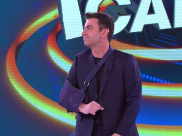 ¿Qué le habrá pasado? Arturo Valls arranca ‘¡Ahora caigo!’ con un brazo en cabestrillo