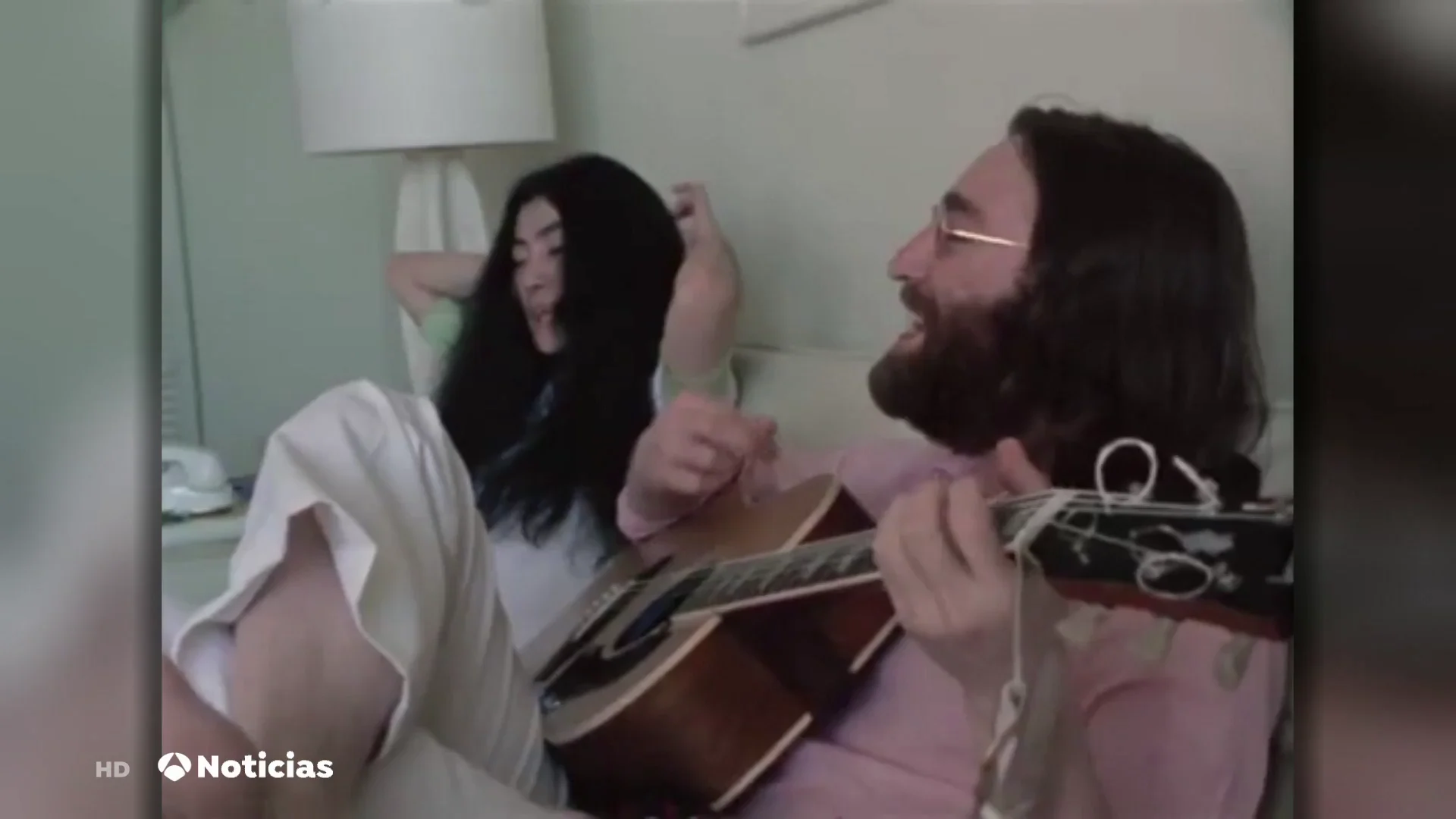 NUEVA LENNON