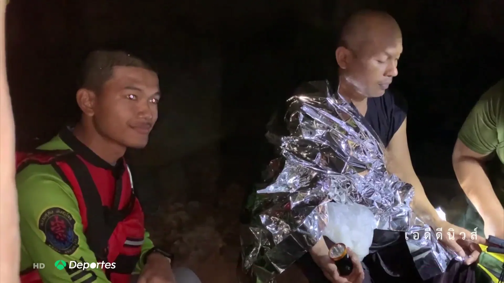 El extremo y peligroso rescate de un monje budista atrapado en una cueva de Tailandia El extremo y peligroso rescate de un monje budista atrapado en una cueva de Tailandia