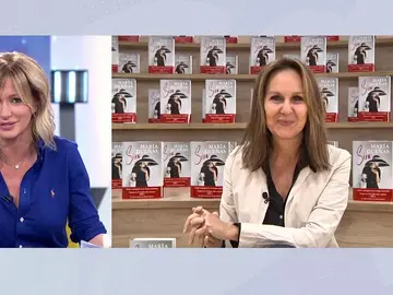 María Dueñas. María Dueñas.