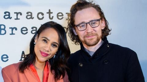 Tom Hiddleston y su novia Zawe Ashton