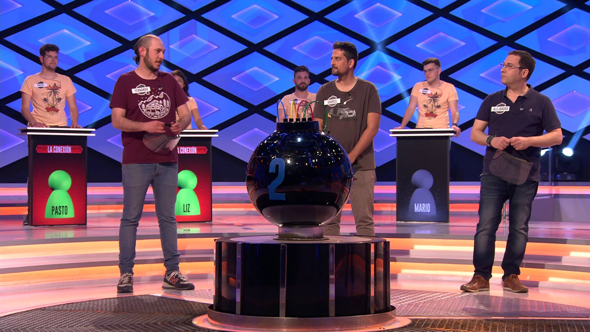 Juanra Bonet se interesa por conocer a &lsquo;Los rudos&rsquo;, equipo que elimin&oacute; a &lsquo;Los dispersos&rsquo; en &lsquo;&iexcl;Boom!&rsquo;