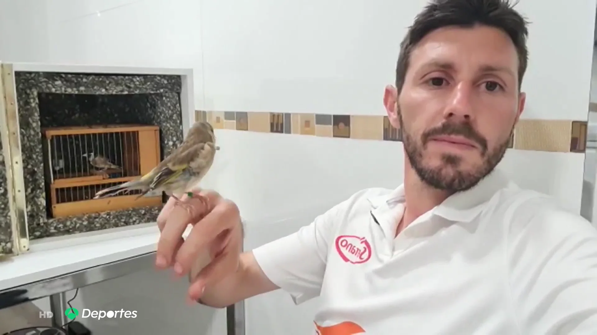 El campe&oacute;n 'Chiki' P&eacute;rez y su pasi&oacute;n por los jilgueros: "Es mi v&iacute;a de escape, pero los Juegos Ol&iacute;mpicos est&aacute;n por encima" 