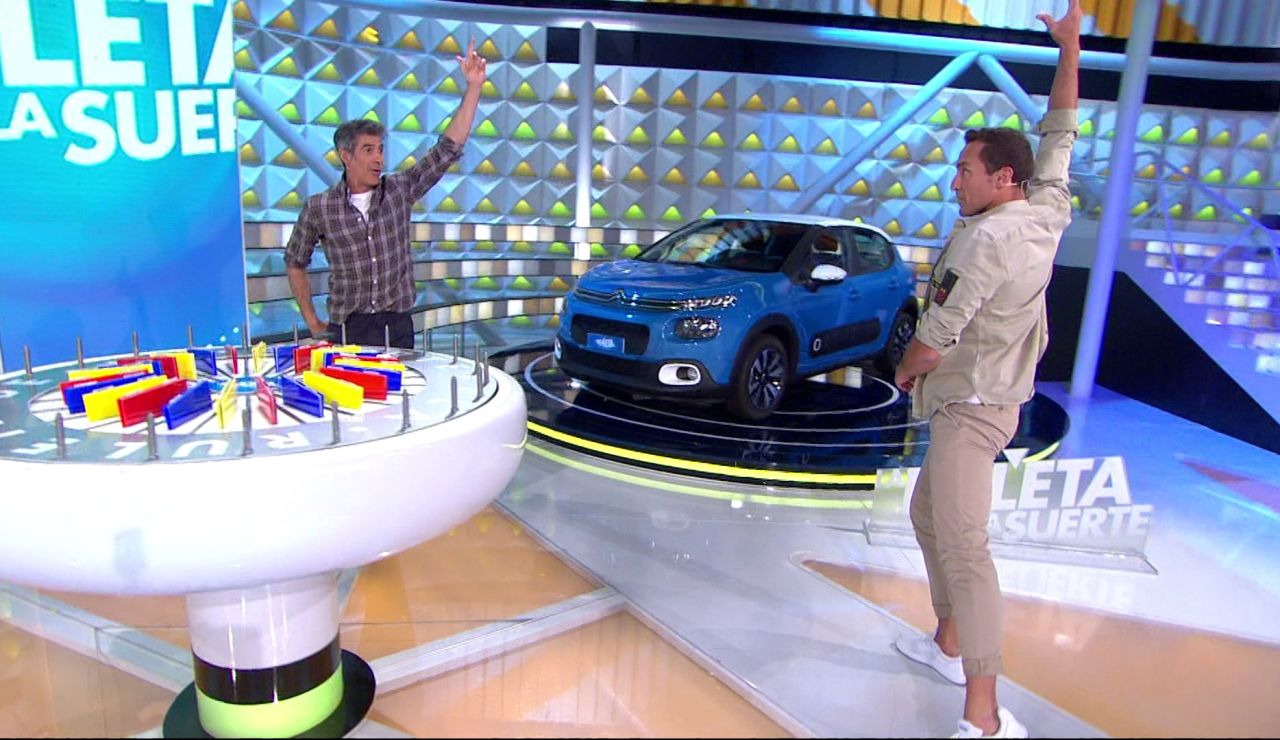 ¡Qué ritmazo! El baile de José Javier antes del Panel Final de ‘La ruleta de la suerte’ ¡Qué ritmazo! El baile de José Javier antes del Panel Final de ‘La ruleta de la suerte’