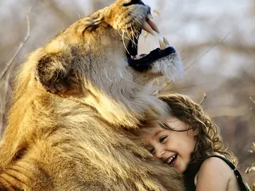 La importancia de recuperar los abrazos y los besos La importancia de recuperar los abrazos y los besos