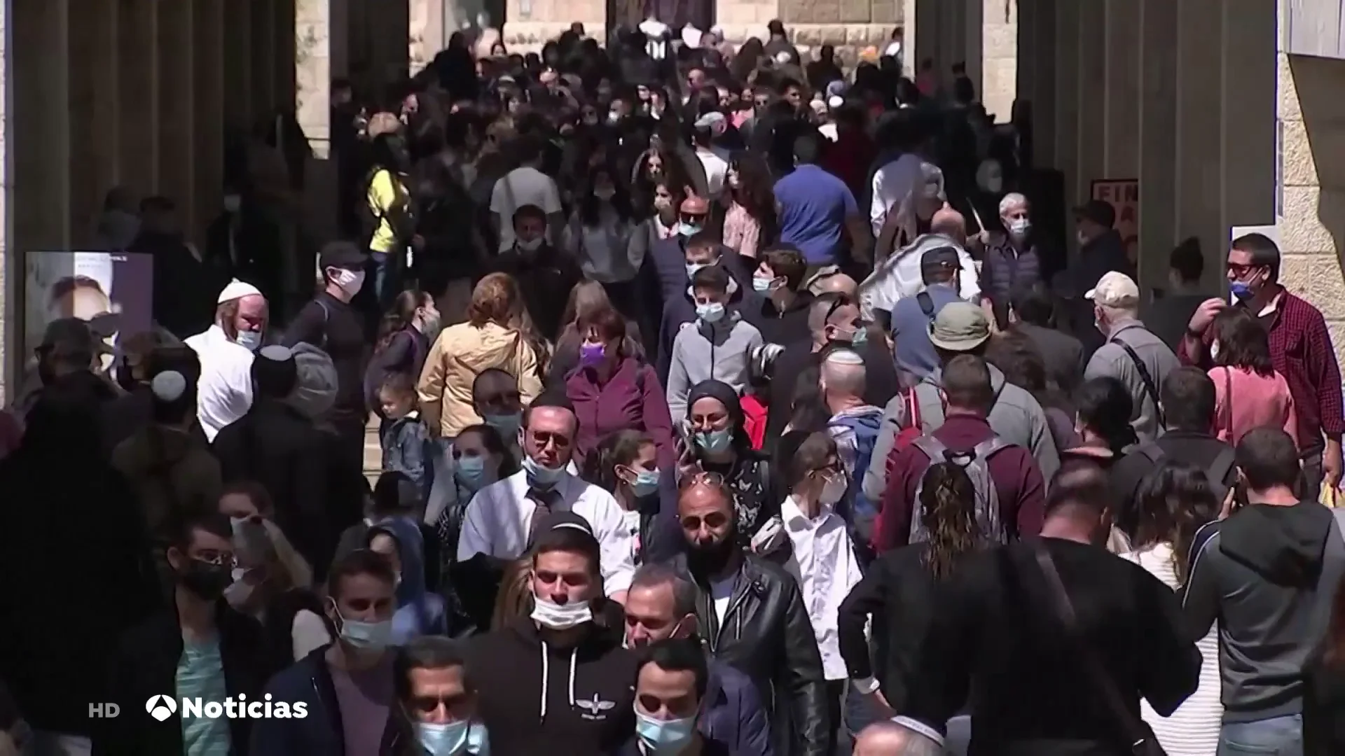 Israel anuncia que la mascarilla no será obligatoria al aire libre a partir del domingo Israel anuncia que la mascarilla no será obligatoria al aire libre a partir del domingo
