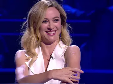 Marta Hazas desata las risas tras la ayuda de Javier Veiga: "Lo bueno de tener un marido es que tienes a alguien a quien echar la culpa" Marta Hazas desata las risas tras la ayuda de Javier Veiga: "Lo bueno de tener un marido es que tienes a alguien a quien echar la culpa"